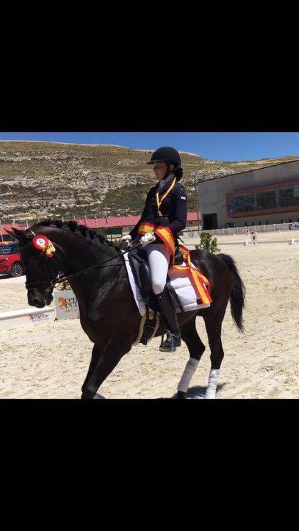 Ane Martín Ladrón nueva Campeona de España de Doma Clásica en categoría Ponis D